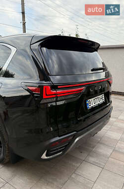 Внедорожник / Кроссовер Lexus LX 2023 в 