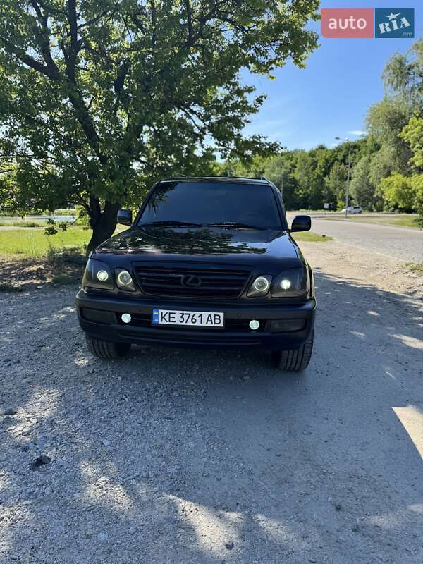 Позашляховик / Кросовер Lexus LX 2005 в Дніпрі