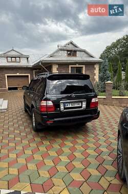 Внедорожник / Кроссовер Lexus LX 2004 в 