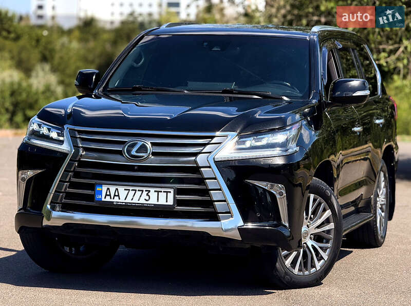 Внедорожник / Кроссовер Lexus LX 2017 в 