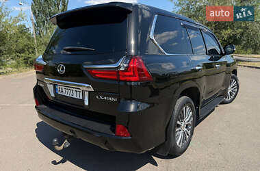 Внедорожник / Кроссовер Lexus LX 2017 в 