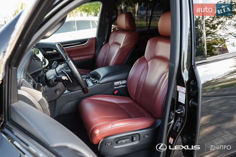 Внедорожник / Кроссовер Lexus LX 2019 в Днепре