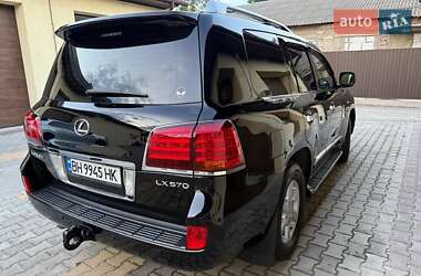 Внедорожник / Кроссовер Lexus LX 2008 в 