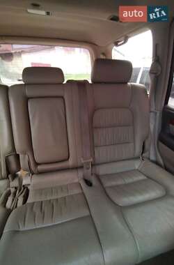 Внедорожник / Кроссовер Lexus LX 2006 в 