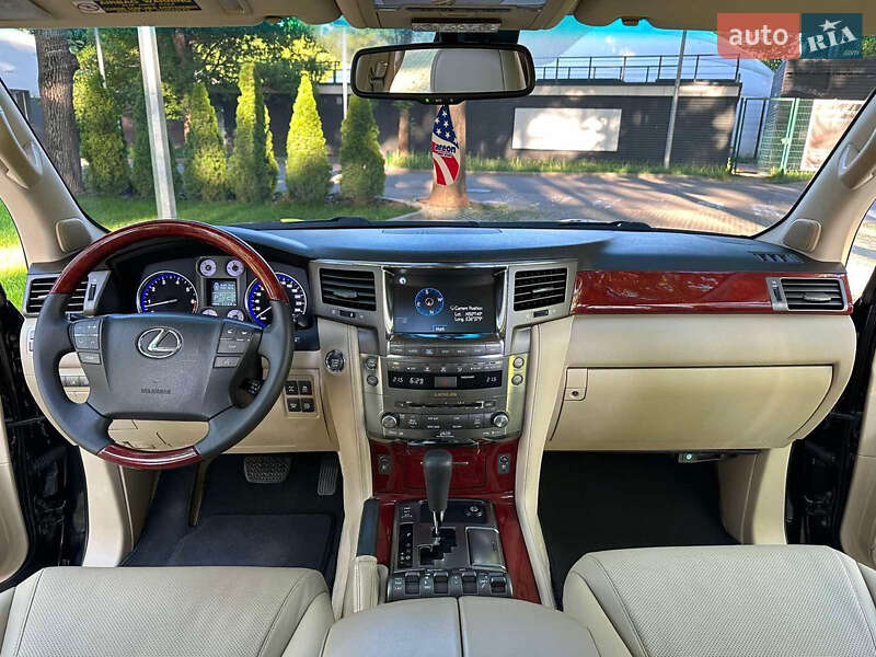 Внедорожник / Кроссовер Lexus LX 2008 в Харькове