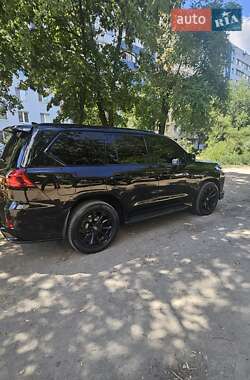 Внедорожник / Кроссовер Lexus LX 2016 в 