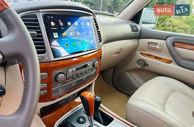 Внедорожник / Кроссовер Lexus LX 2007 в 