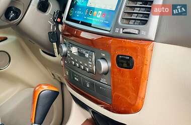 Внедорожник / Кроссовер Lexus LX 2007 в 