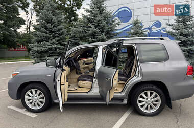 Внедорожник / Кроссовер Lexus LX 2009 в 