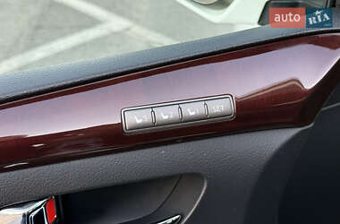 Внедорожник / Кроссовер Lexus LX 2012 в 