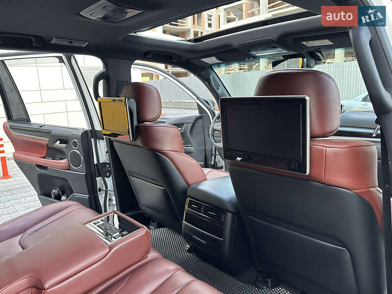 Внедорожник / Кроссовер Lexus LX 2019 в Киеве