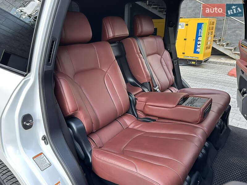 Внедорожник / Кроссовер Lexus LX 2019 в Киеве