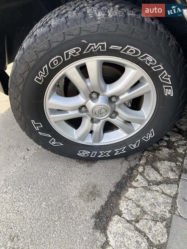 Позашляховик / Кросовер Lexus LX 2004 в Львові