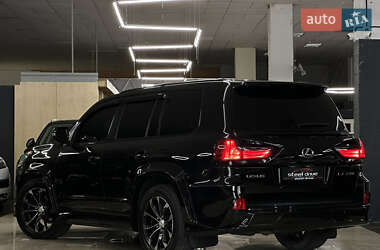 Позашляховик / Кросовер Lexus LX 2010 в 