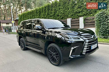 Внедорожник / Кроссовер Lexus LX 2017 в 