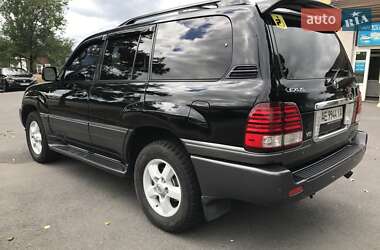 Внедорожник / Кроссовер Lexus LX 2005 в 