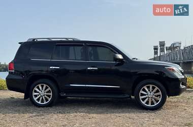 Внедорожник / Кроссовер Lexus LX 2010 в 
