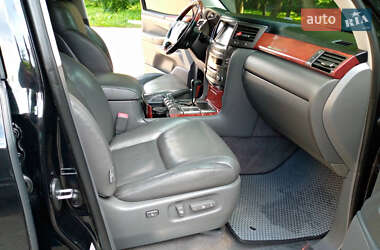 Внедорожник / Кроссовер Lexus LX 2008 в 