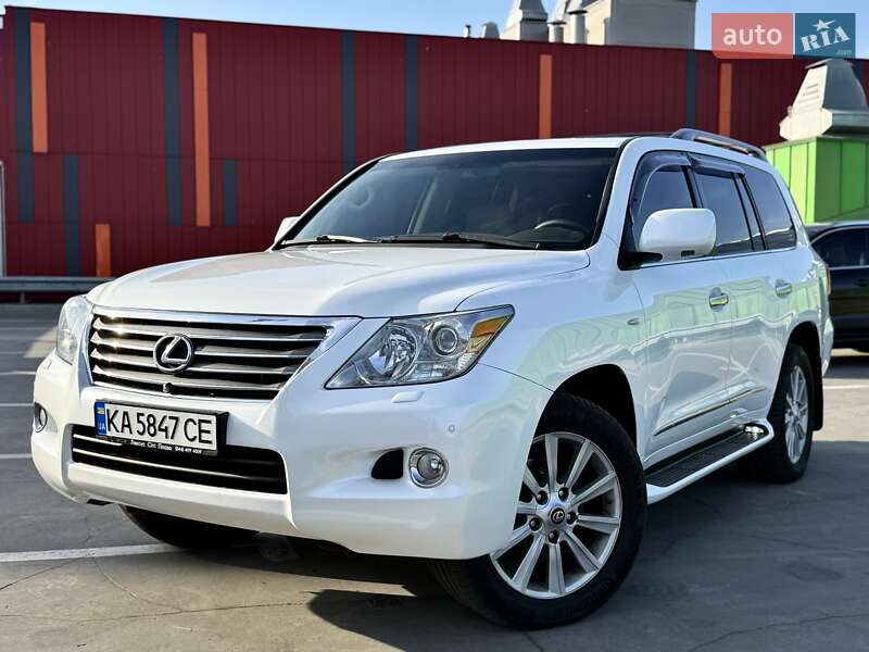 Внедорожник / Кроссовер Lexus LX 2010 в Киеве