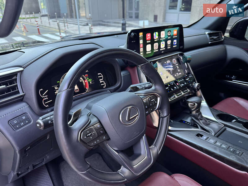 Позашляховик / Кросовер Lexus LX 2024 в Києві