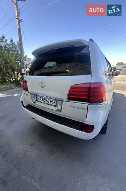 Внедорожник / Кроссовер Lexus LX 2008 в 