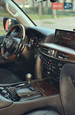 Внедорожник / Кроссовер Lexus LX 2015 в 