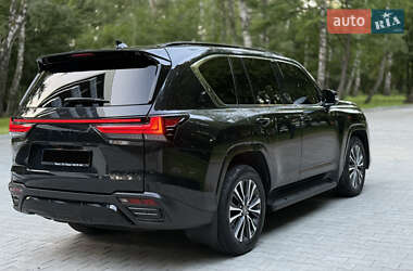 Внедорожник / Кроссовер Lexus LX 2022 в 