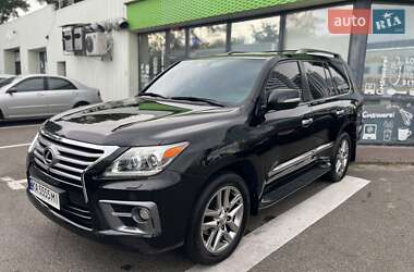 Внедорожник / Кроссовер Lexus LX 2013 в 