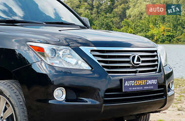 Внедорожник / Кроссовер Lexus LX 2010 в 