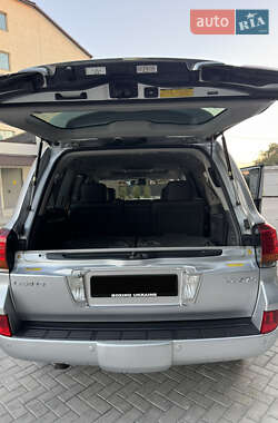 Позашляховик / Кросовер Lexus LX 2008 в 