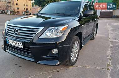 Lexus LX 2011