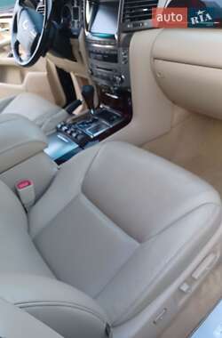 Внедорожник / Кроссовер Lexus LX 2011 в 