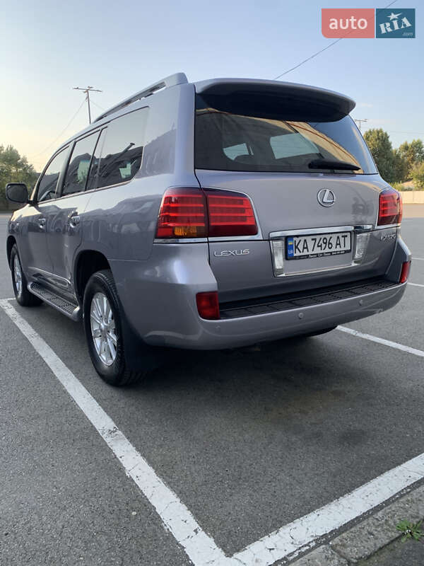 Внедорожник / Кроссовер Lexus LX 2008 в Киеве