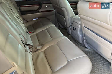 Внедорожник / Кроссовер Lexus LX 2002 в 