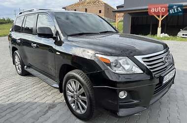 Позашляховик / Кросовер Lexus LX 2011 в Чернівцях