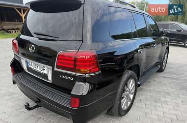 Внедорожник / Кроссовер Lexus LX 2011 в 