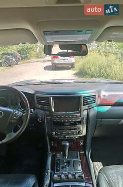 Внедорожник / Кроссовер Lexus LX 2010 в 