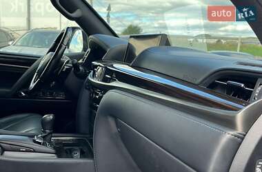 Внедорожник / Кроссовер Lexus LX 2021 в 