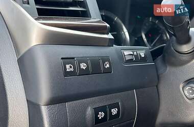 Внедорожник / Кроссовер Lexus LX 2021 в 
