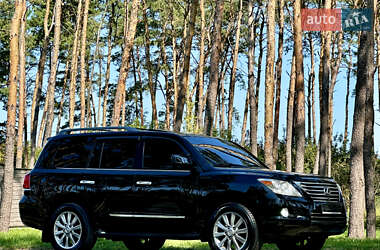 Позашляховик / Кросовер Lexus LX 2009 в 