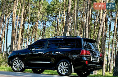 Позашляховик / Кросовер Lexus LX 2009 в 