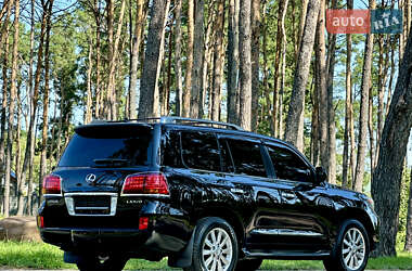 Позашляховик / Кросовер Lexus LX 2009 в 
