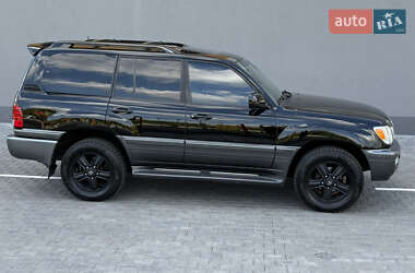 Позашляховик / Кросовер Lexus LX 2006 в 