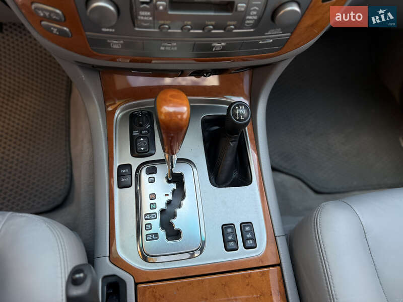 Внедорожник / Кроссовер Lexus LX 2006 в Хмельницком