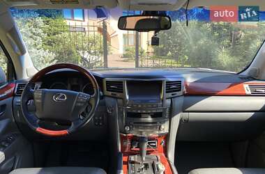 Внедорожник / Кроссовер Lexus LX 2008 в 