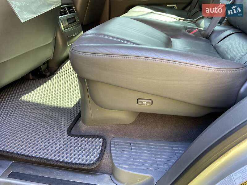 Внедорожник / Кроссовер Lexus LX 2008 в Днепре
