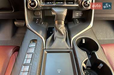 Внедорожник / Кроссовер Lexus LX 2022 в 