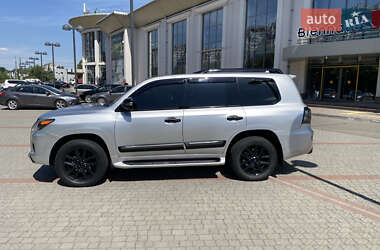 Внедорожник / Кроссовер Lexus LX 2008 в 