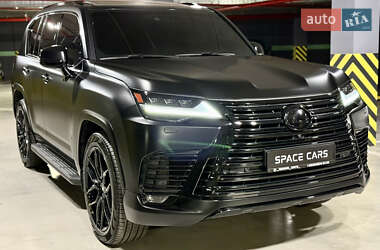 Позашляховик / Кросовер Lexus LX 2022 в 