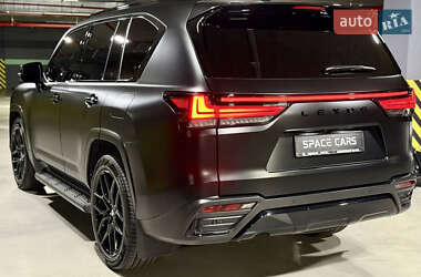 Позашляховик / Кросовер Lexus LX 2022 в 